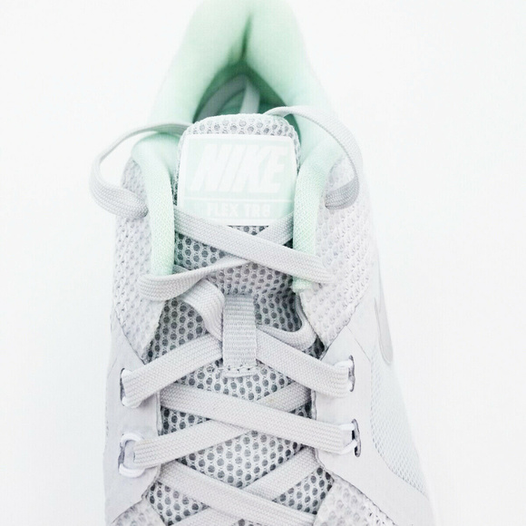 womens nike flex tr8